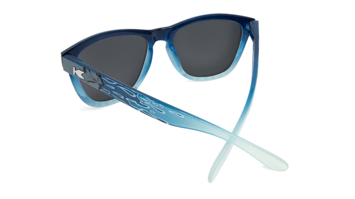 Knockaround x Shark Week Collaboration 2022, Back